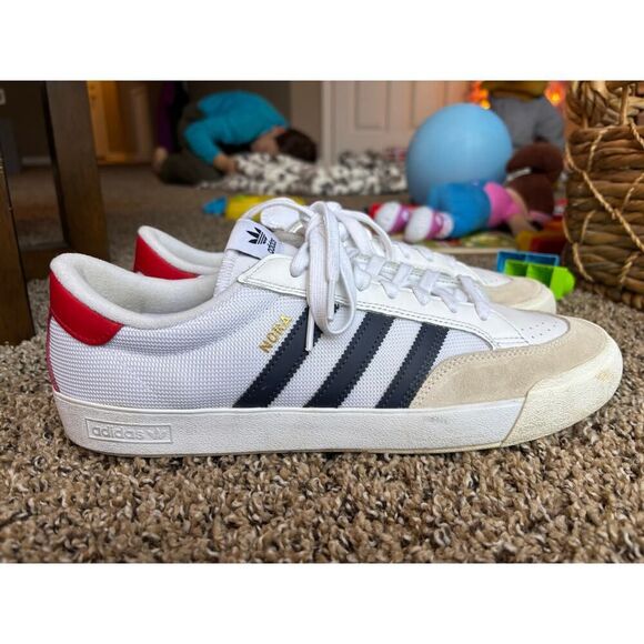 Adidas Nora skate shoe, Core Black/Cloud White/Gold Metallic, men’s size 13 main image 4